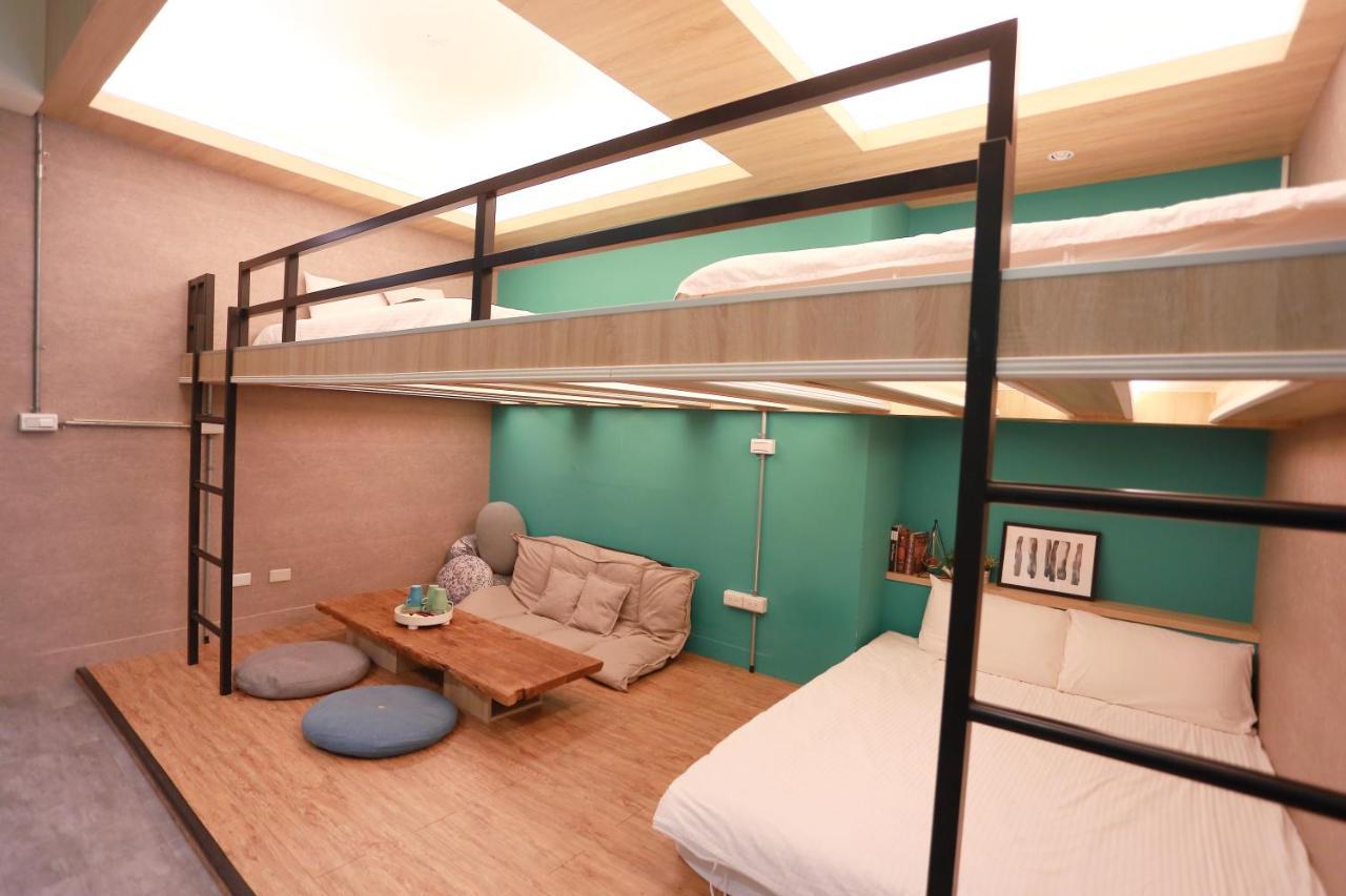 Bird Series B&B&Hostel複合式民宿#本國旅客須先匯款 Tainan Buitenkant foto