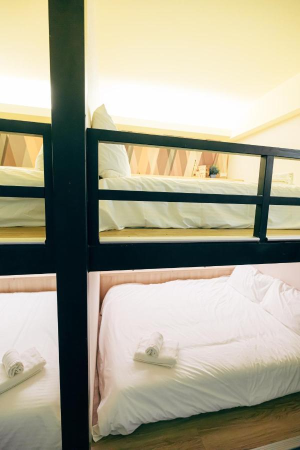 Bird Series B&B&Hostel複合式民宿#本國旅客須先匯款 Tainan Buitenkant foto
